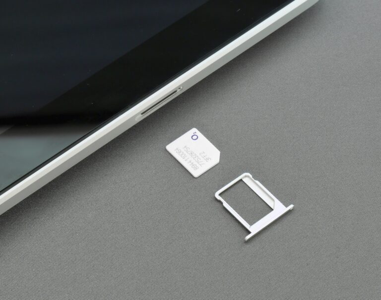 A Step-by-Step Guide to Switching from a Physical SIM to an eSIM A Step-by-Step Guide to Switching from a Physical SIM to an eSIM